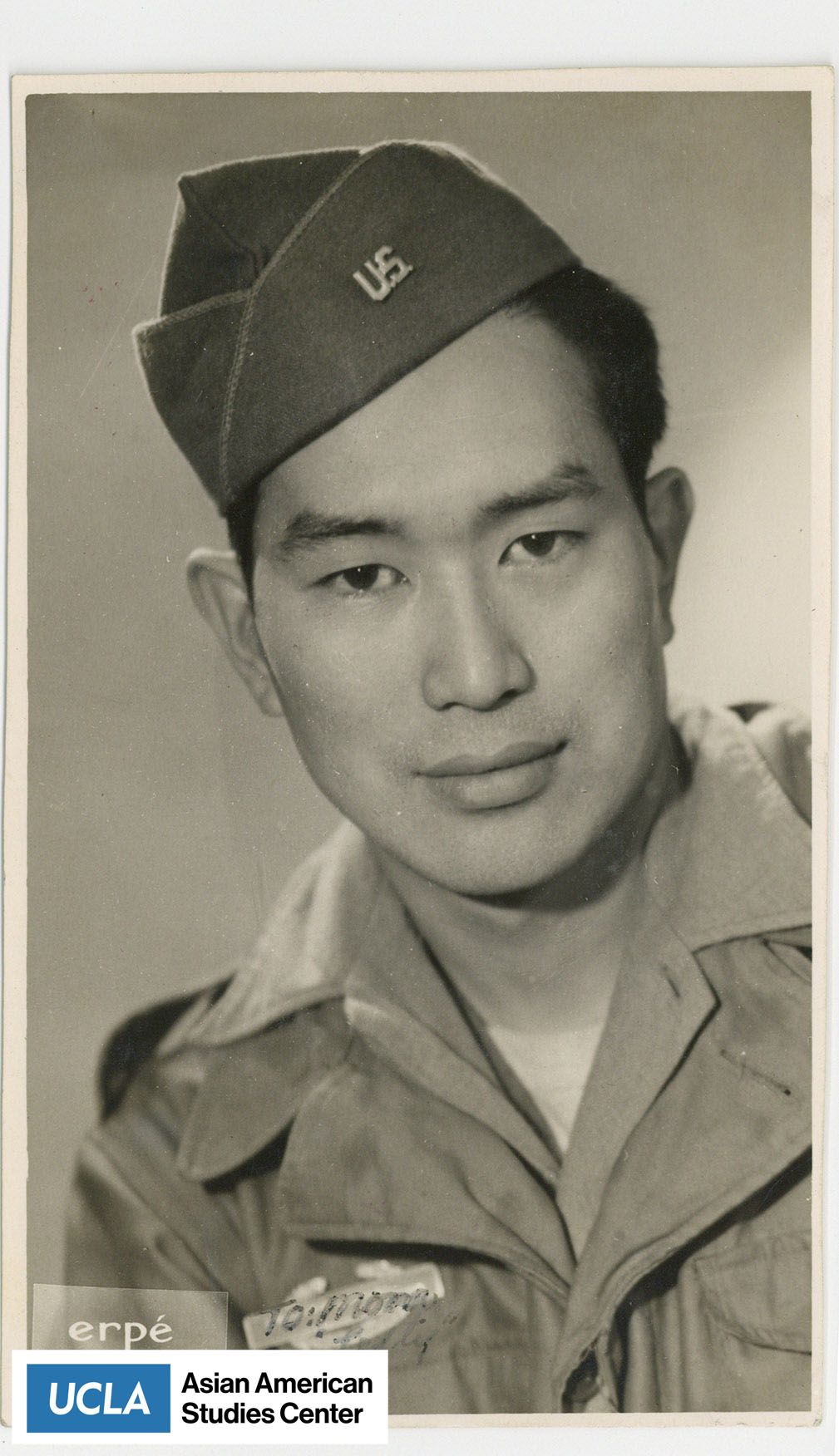 Photo of serviceman 