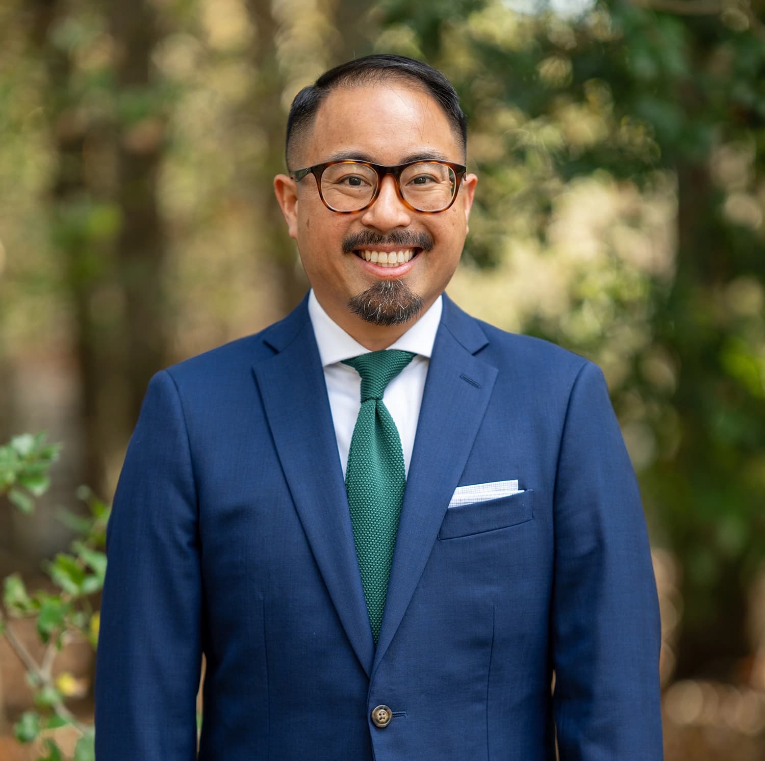 Faculty Advisory Committee: Mike Hoa Nguyen